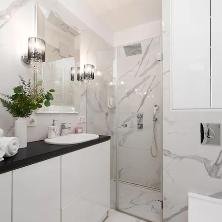 Golden - Luxury One Bedroom - Grzybowska 85-220 Apartment *