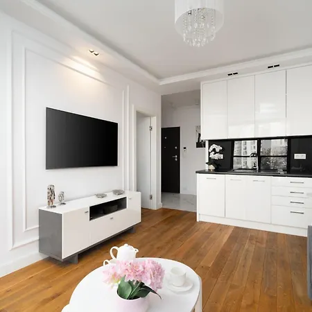 Golden - Luxury One Bedroom - Grzybowska 85-220 Warsaw